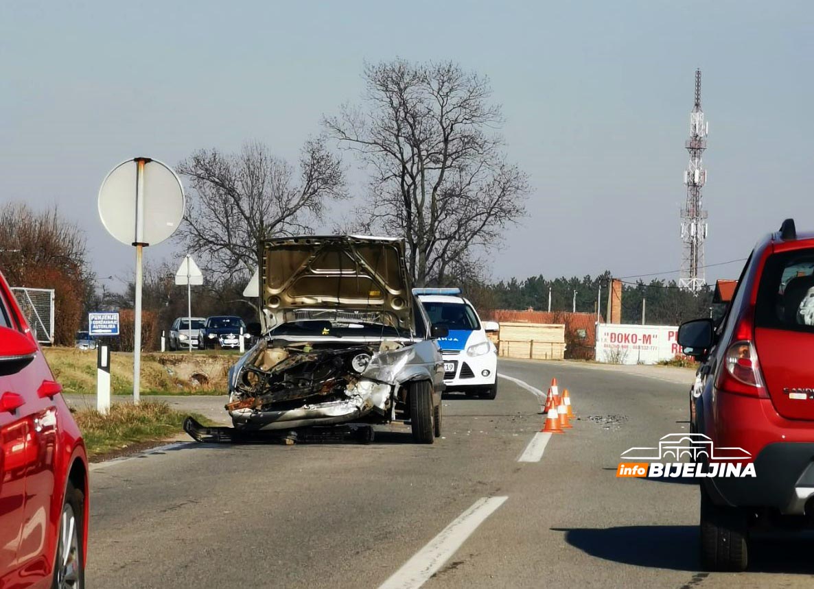 U sudaru kod Bijeljine povrijeđene dvije osobe (FOTO)