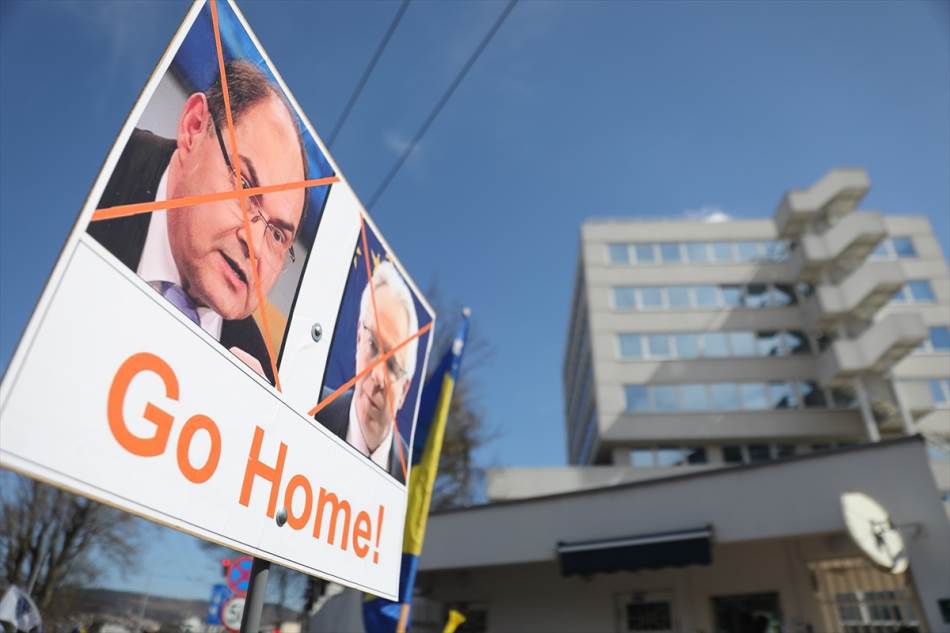 U OHR priznali da ne postoji rezolucija SB UN o imenovanju Šmita za visokog predstavnika, ali...