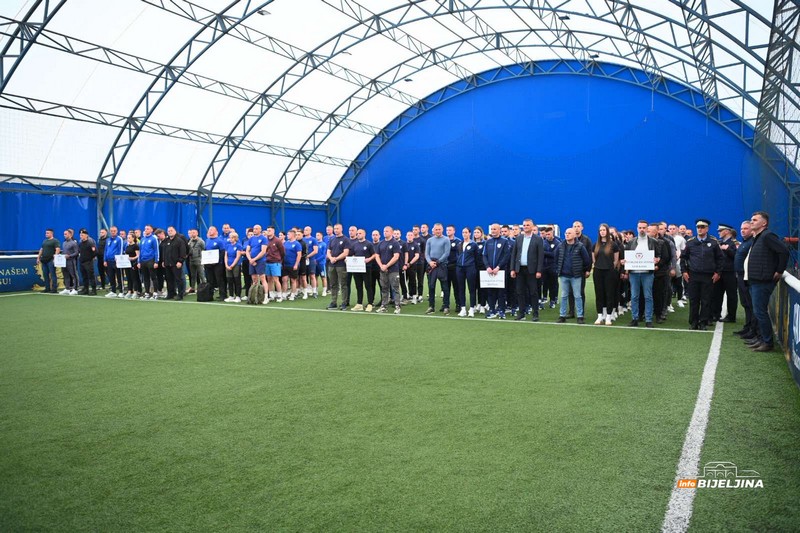Bijeljina: Na sportskim igrama više od 80 pripadnika MUP-a, ministar pokazao umijeće u streljaštvu (FOTO)