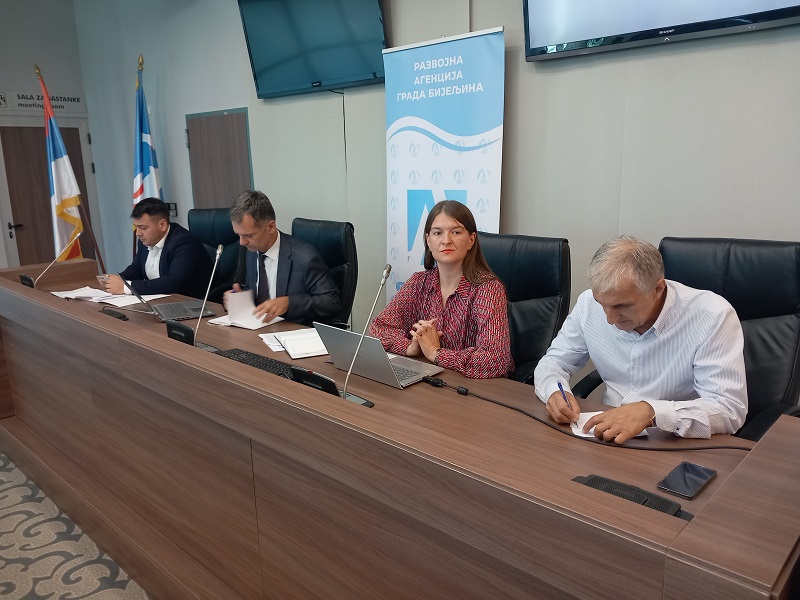 Bijeljina: Privrednicima u RS na raspolaganju 14,5 miliona KM finansijske podrške (FOTO)