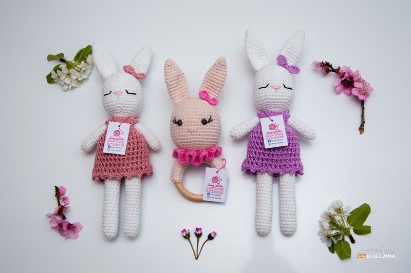 Bijeljinka hekla igračke japanskom tehnikom: Dječije želje pretvara u stvarnost (FOTO)