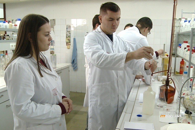 Tehnološki fakultet u Zvorniku ima plan za privlačenje studenata: Posao siguran, smještaj i hrana samo 100 KM