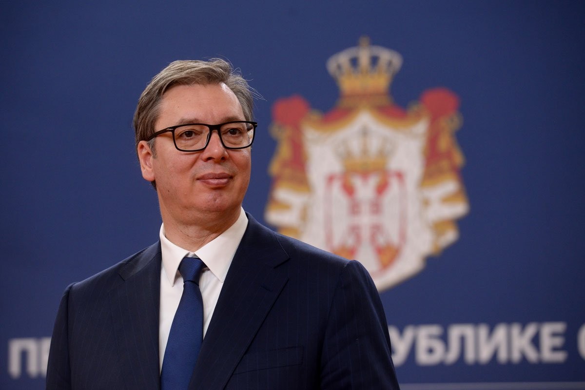 Vučić ćuti o toj temi “Ne miješam se u izbore u Crnoj Gori”