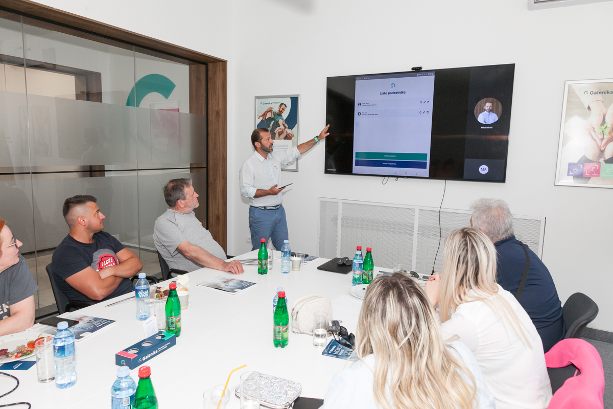 BiH novinari posjetili pogone kompanije Galenika u Beogradu