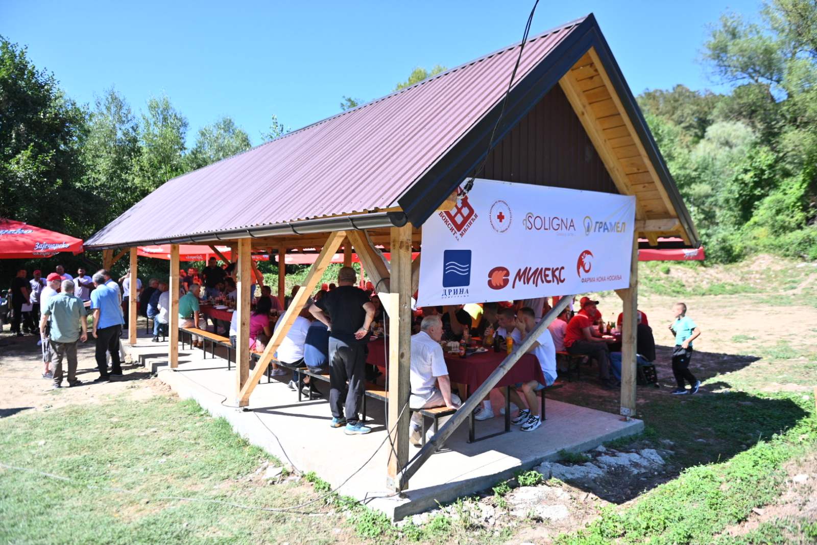 Dukić: Ljudi su se izdijelili, ali manifestacije poput „Jagnjijade“ ih spajaju