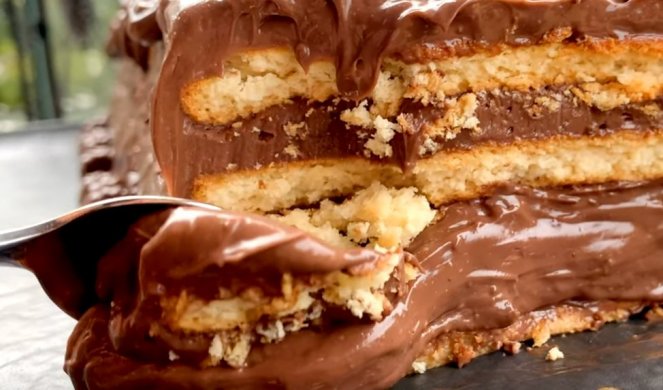 NIKO NEĆE MOĆI DA ODBIJE - TORTA SA BOGATIM ČOKOLADNIM FILOM I PLAZMOM: Bez pečenja, a svaki zalogaj se topi 