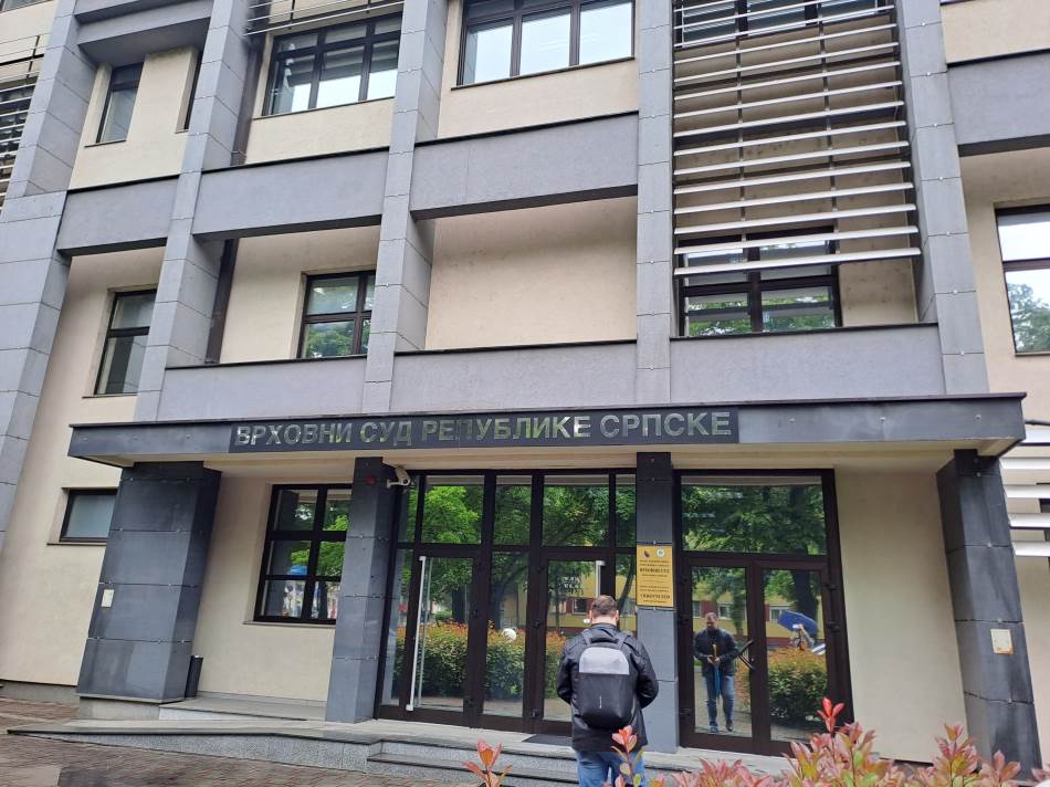 Vrhovni sud RS donio rješenje: RTRS dužan BHRT-u isplatiti novac za RTV taksu