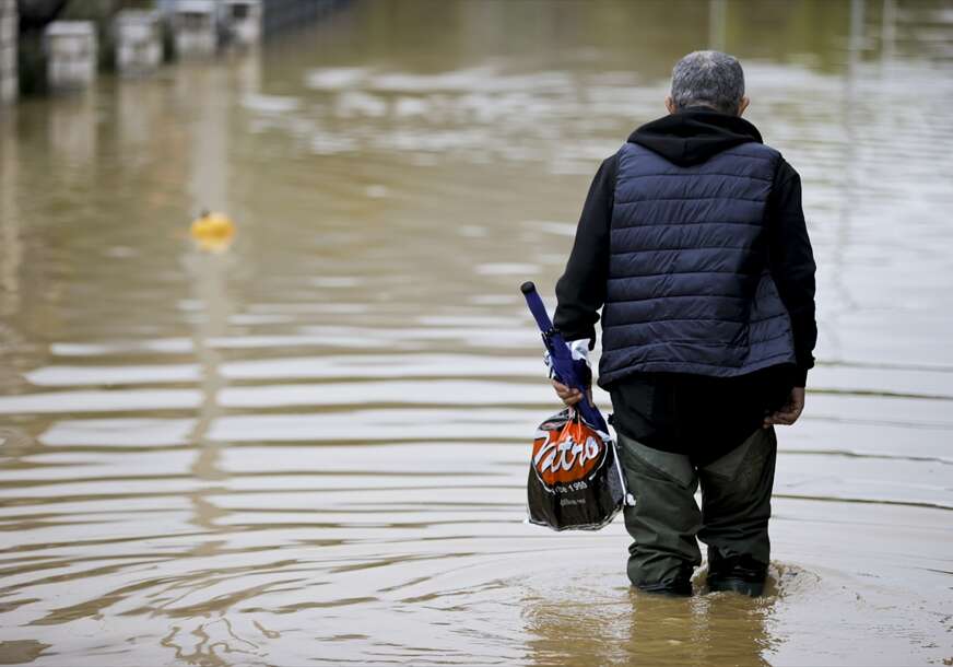 Uputstva građanima u slučaju poplava, ŠTA NIKAKO NE SMIJETE DA RADITE