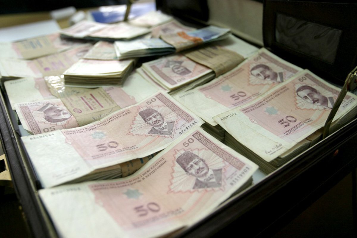 Građanin BiH žrtva prevare: Zbog obećanog nasljedstva ostao bez 220.000 KM