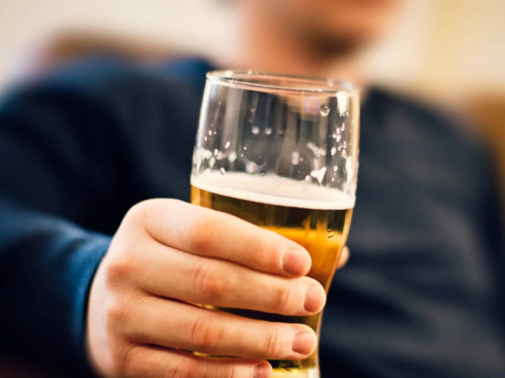 Optužnica za kafansku tuču: Prvo šaka, pa krigla u glavu