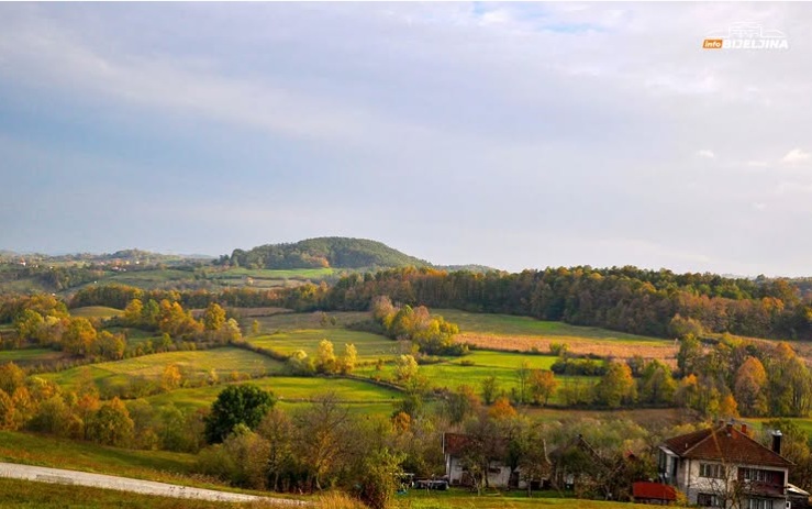 Predaja peticije za zaštitu Majevice
