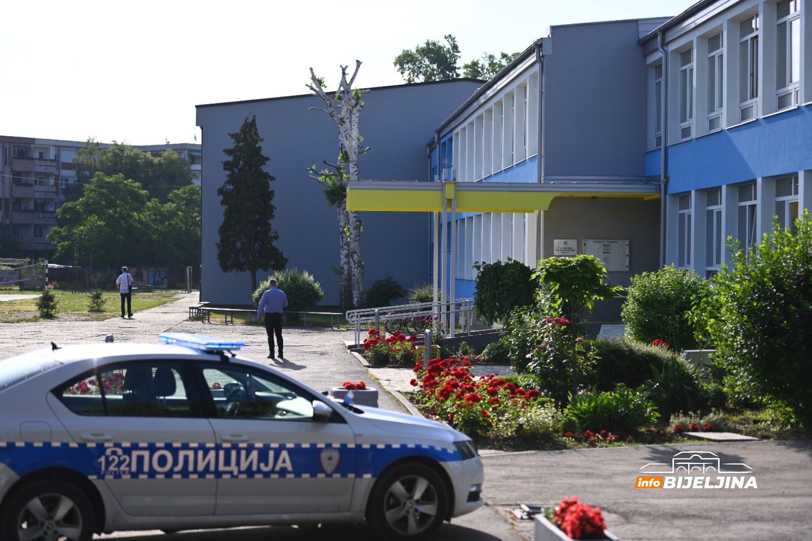 Bijeljina: Dojave o podmetnutim bombama u školama (FOTO)