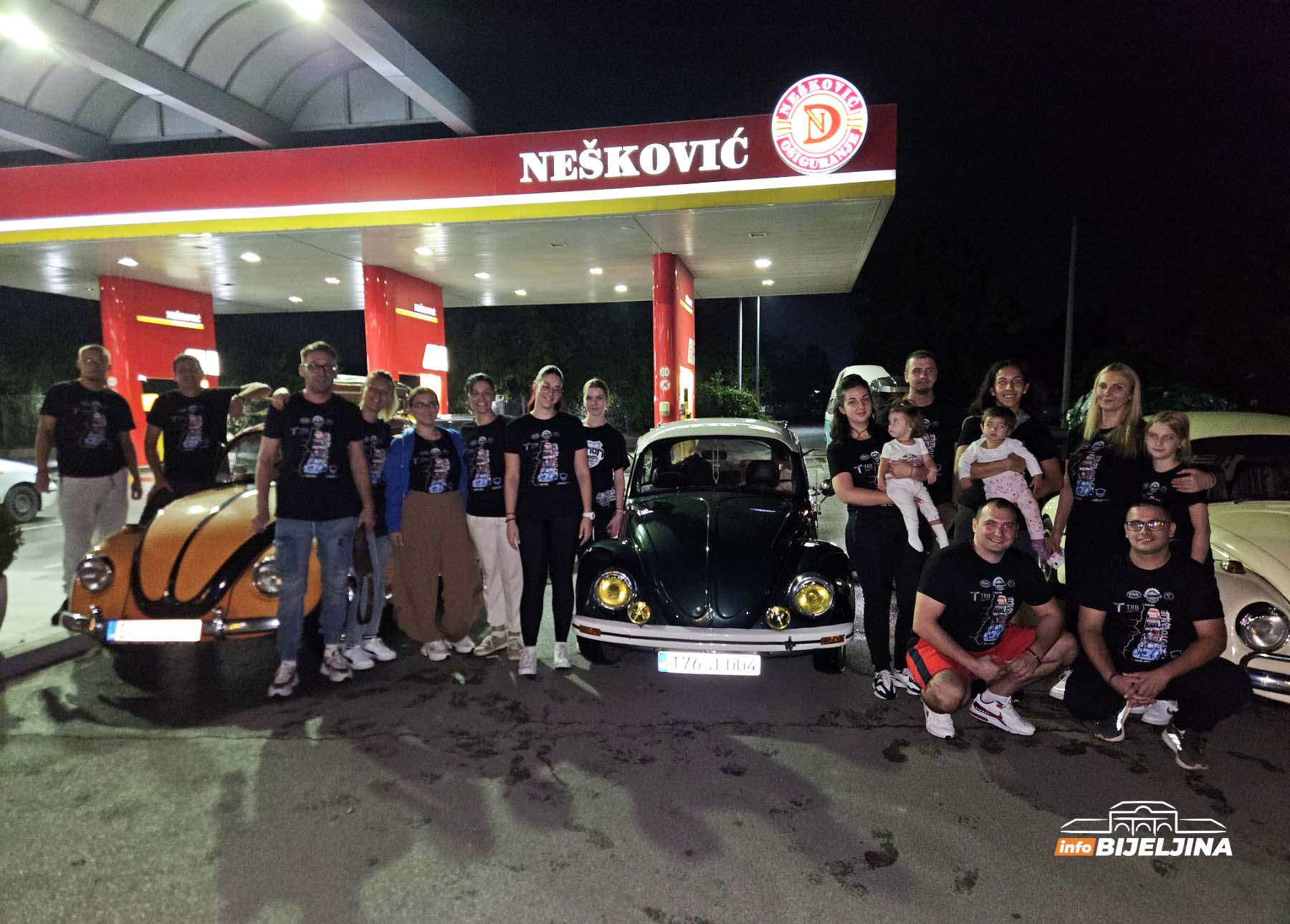 Bijeljinci sa djecom u bubama starijim od 55 godina putuju u Crnu Goru: Avantura bez klime duga 1.500 kilometara (FOTO)