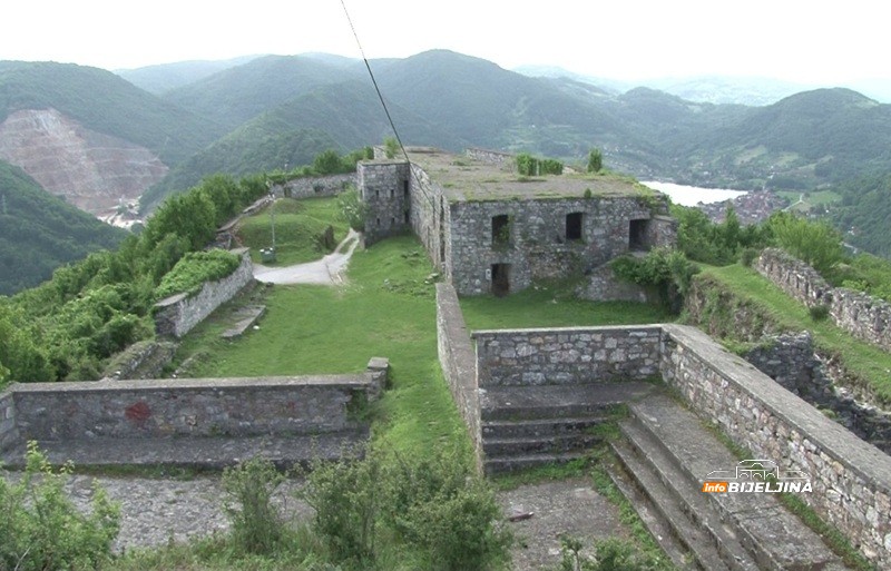 Zvornik sve popularnija turistička destinacija, u planu jedinstvena vožnja jezerom: Šta je turistima najzanimljivije? (FOTO)