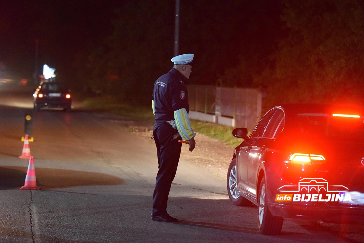 Bijeljina: Vozio bez vozačke, a za kazne dugovao 11.210 KM