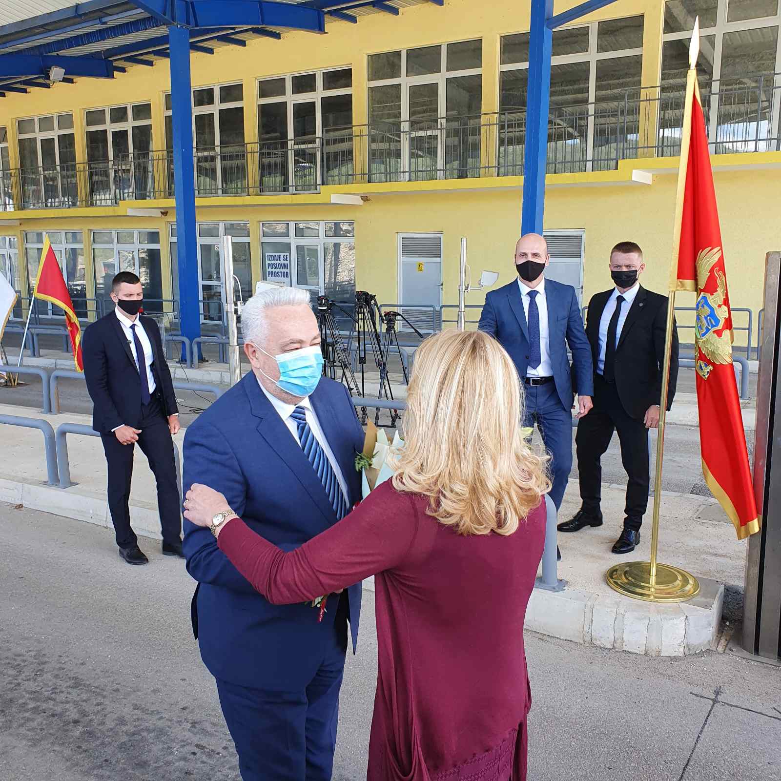 Cvijanovićeva i Krivokapić ozvaničili ukidanje putarine