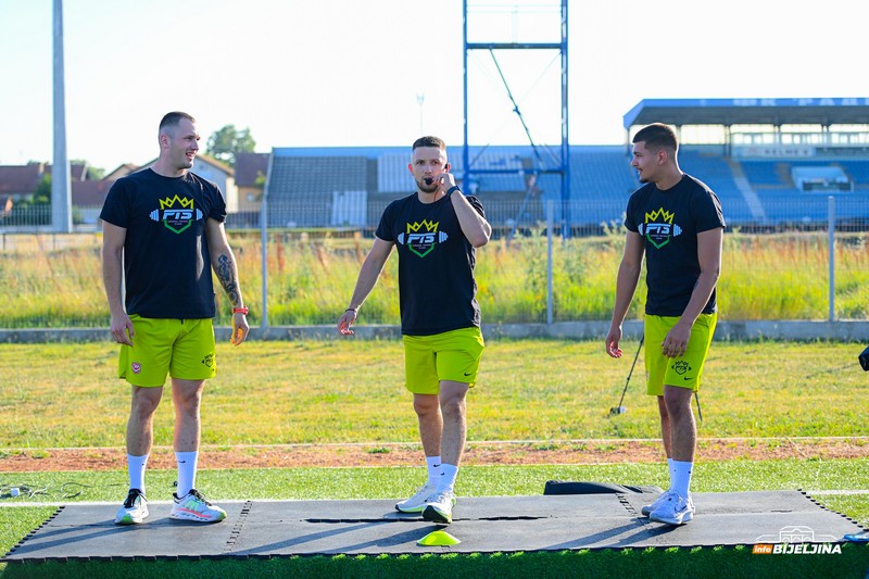 “Personal Training Studio” slavi 5. rođendan, volja i trud se isplatili: Trening na otvorenom, pa žurka (FOTO)