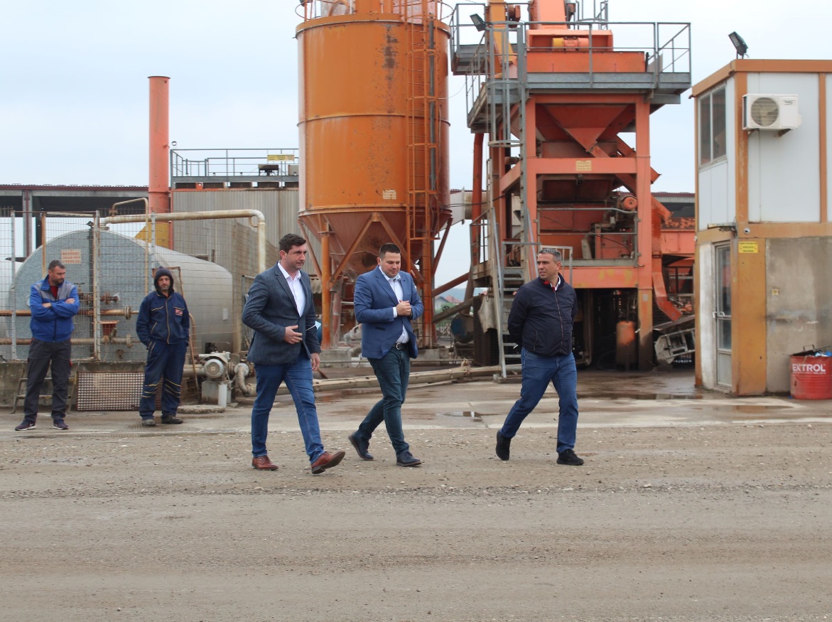 Gradska uprava planira da asfaltira sve gradske ulice