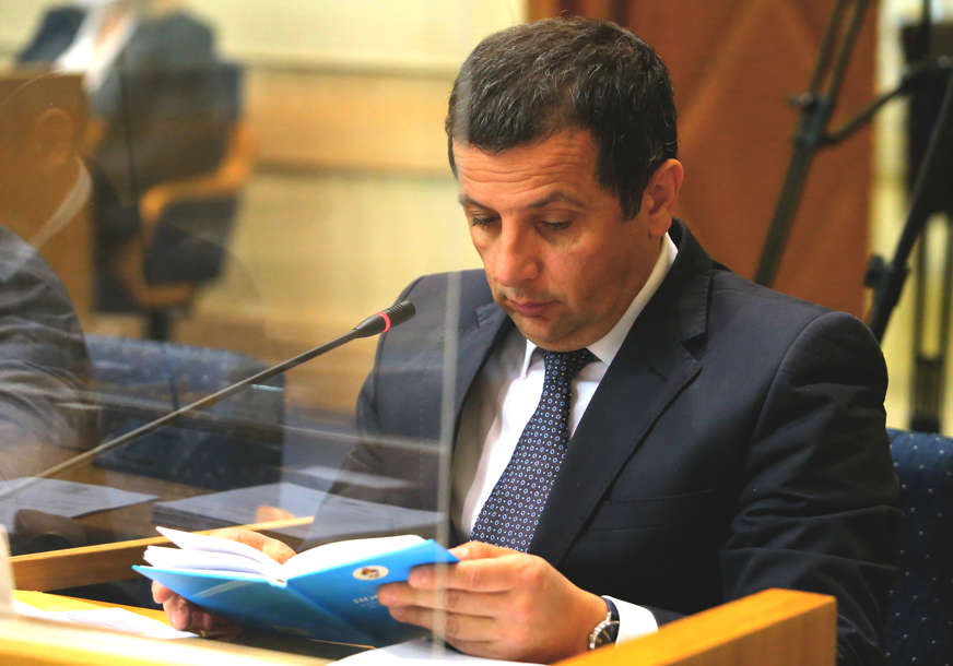 “Cicko je više zaslužio da bude isključen nego Šešić” Vukanović o današnjoj sjednici GO SDS