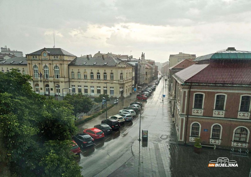 Danas zahlađenje i pljuskovi