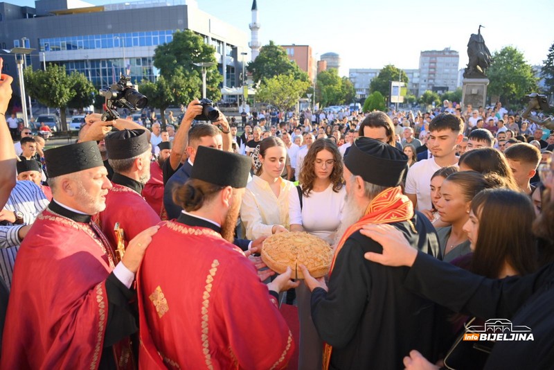 Mitropolit Fotije na obilježavanju slave Bijeljine govorio o ideji da se izradi mozaik sa likom sveca zaštitnika