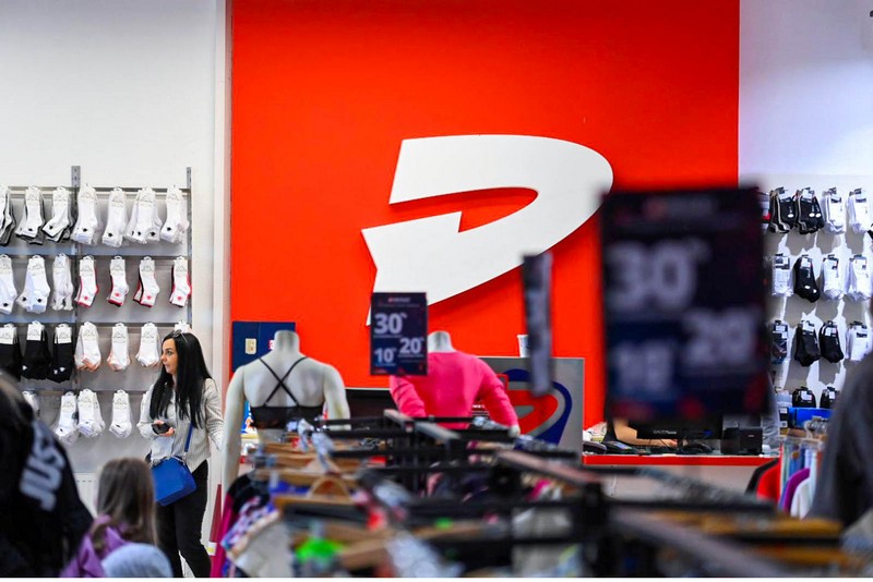 U Bijeljini počeo veliki Đak Sport Bazar: Odlična ponuda sportske odjeće i obuće po izuzetno povoljnim cijenama