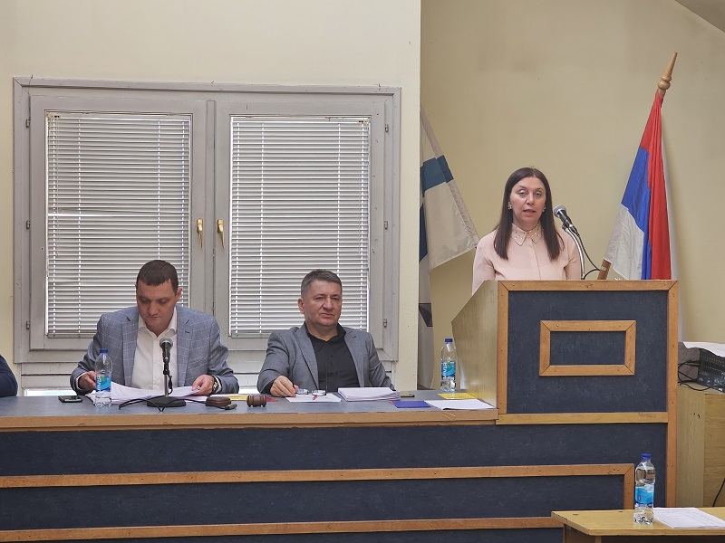 Ugljevički parlament o lokalnoj kasi: Budžet za narednu godinu 22,8 miliona, besplatni udžbenici osnovcima