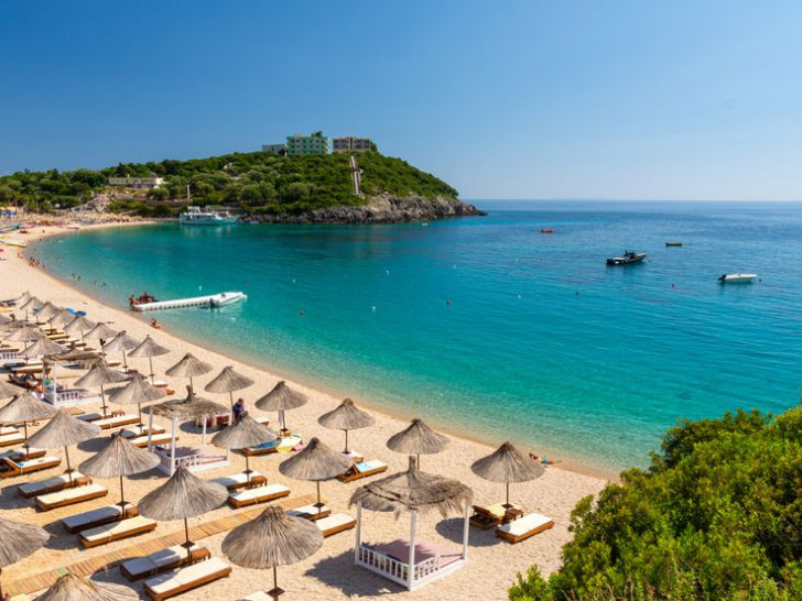 Crna Gora - Sezona podbacila, a šta je sa cijenama