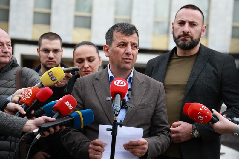 Vukanović o požaru na vozilu: Odbacujem nalaz i sramno ponašanje vrha policije