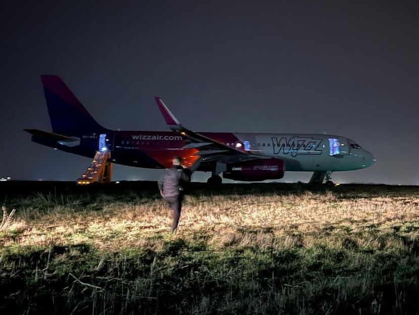 Iza lažnih dojava o bombama u školama i na aerodromu 