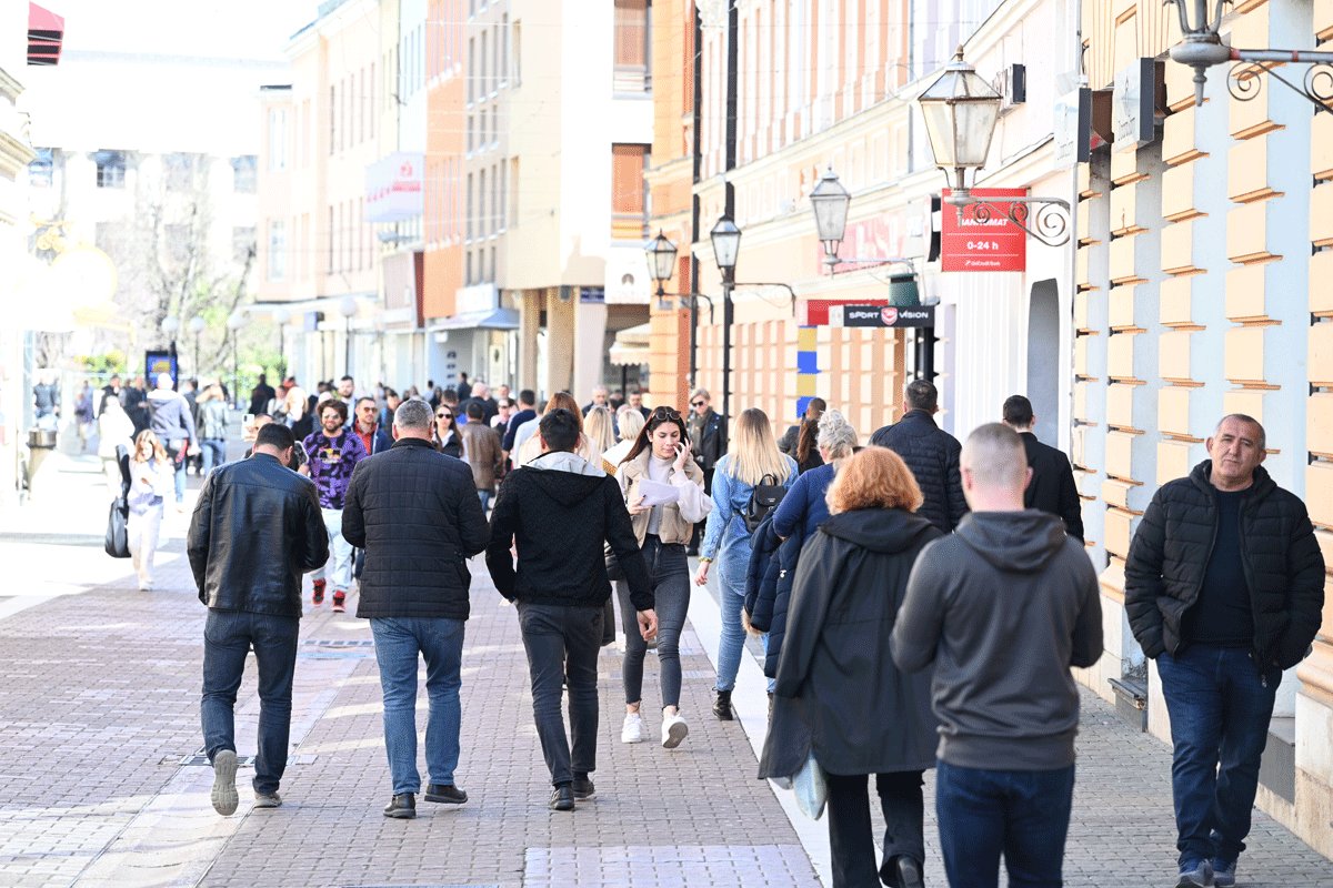 BiH druga u svijetu po rastu mjesečne zarade: Plate sve veće, građani sve siromašniji