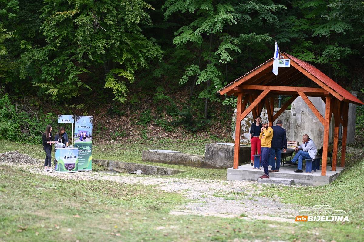 SARADNJA PET OPŠTINA IZ RS I FBIH Biciklijada promoviše podmajevički turizam (FOTO)