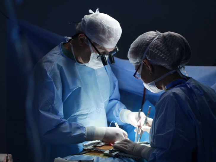 Herojski čin u Tuzli: Otac donirao organ i spasio život svom sinu