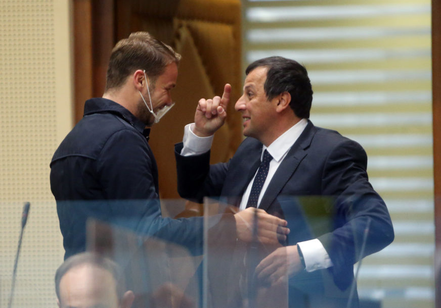 Stanivuković odbio TV duel, Vukanović mu poručuje DA ĆE GA UNIŠTITI