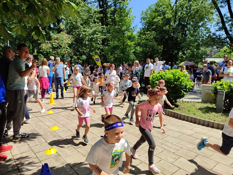 Mladi Bijeljinci oduševljeni trkom sa preprekama (FOTO)