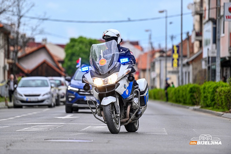 Dodik: Težiti da policija Srpske bude najbolja u regionu