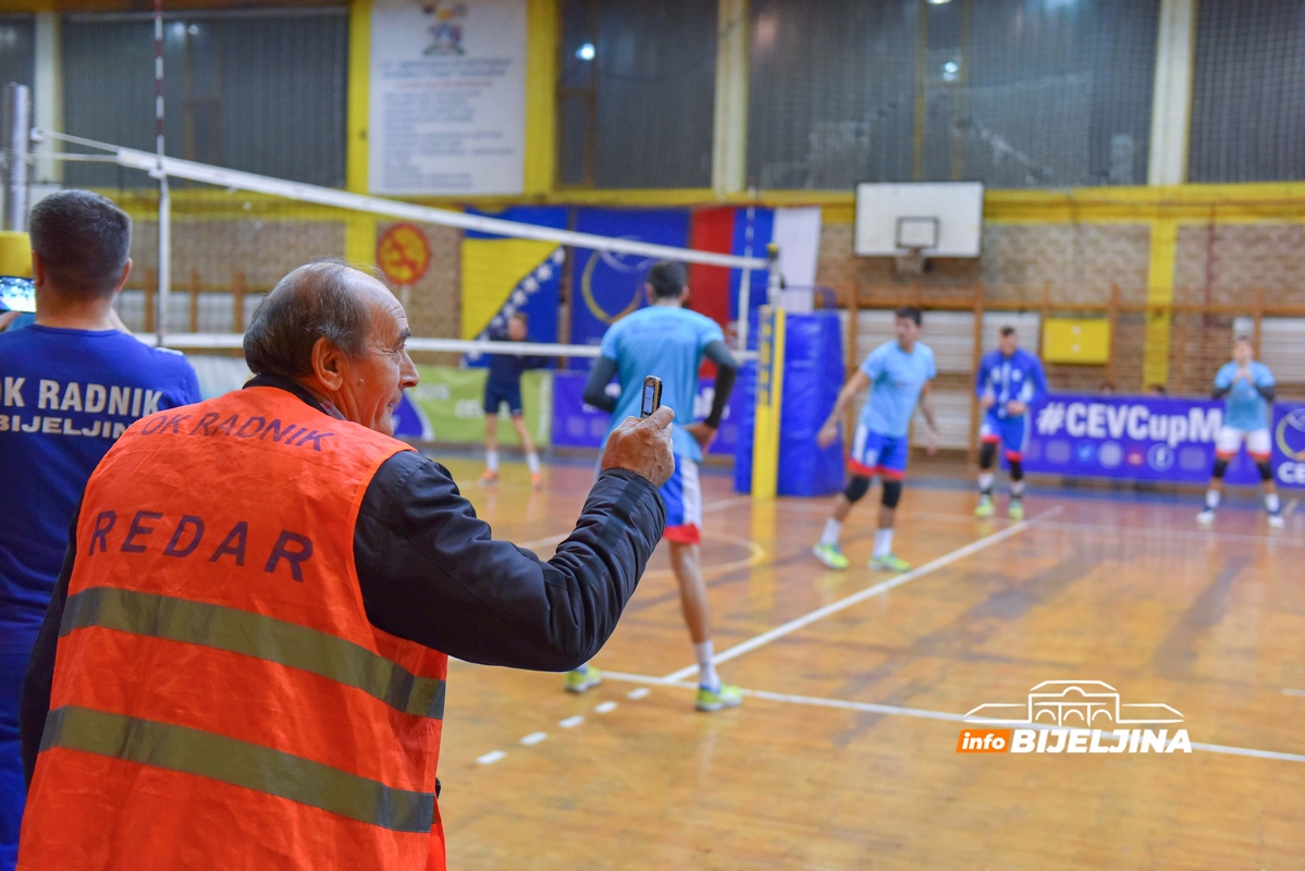 Bijeljina: Legendarni Munja odlazi u penziju (FOTO)