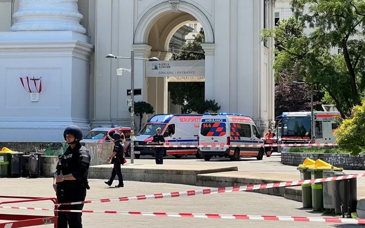 Vanredno stanje u Beču: Naređena hitna evakuacija, policija na licu mjesta