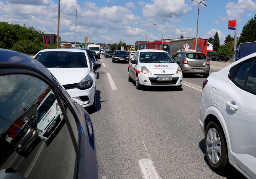 Pojačana frekvencija vozila na ulazu u BiH