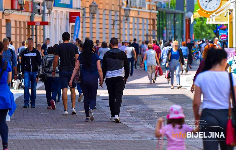Nepal popisuje majmune, a BiH ne može ni ljude