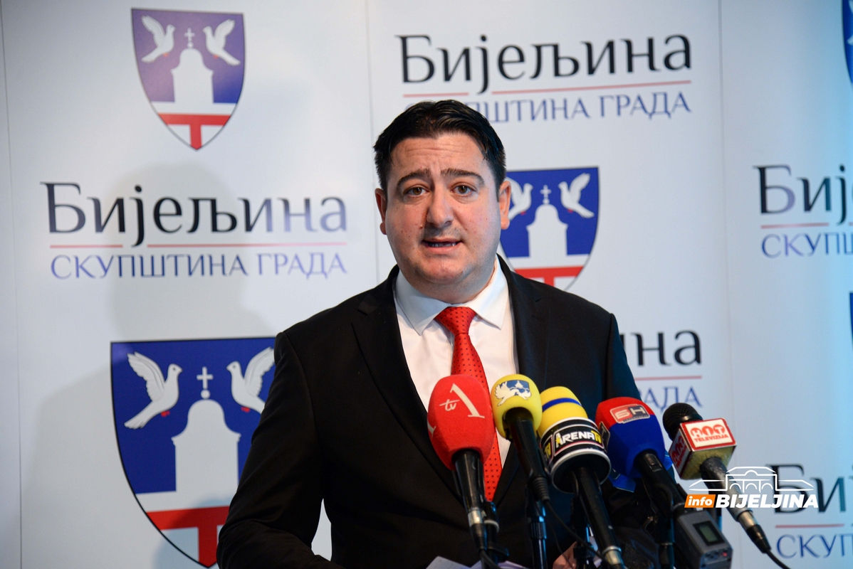 ALARMANTNI PROBLEMI Marković poručio da je ovo 3. udar na poljoprivrednike od početka godine