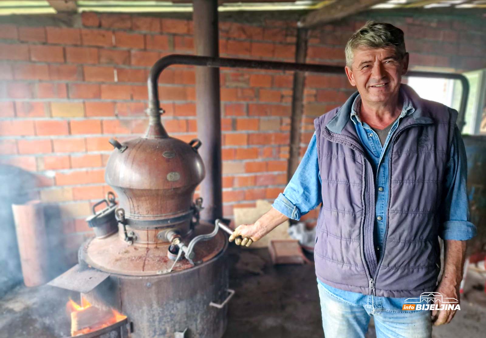 BRUJE KAZANI ŠIROM SEMBERIJE I MAJEVICE Naša šljivovica nadaleko poznata (FOTO)