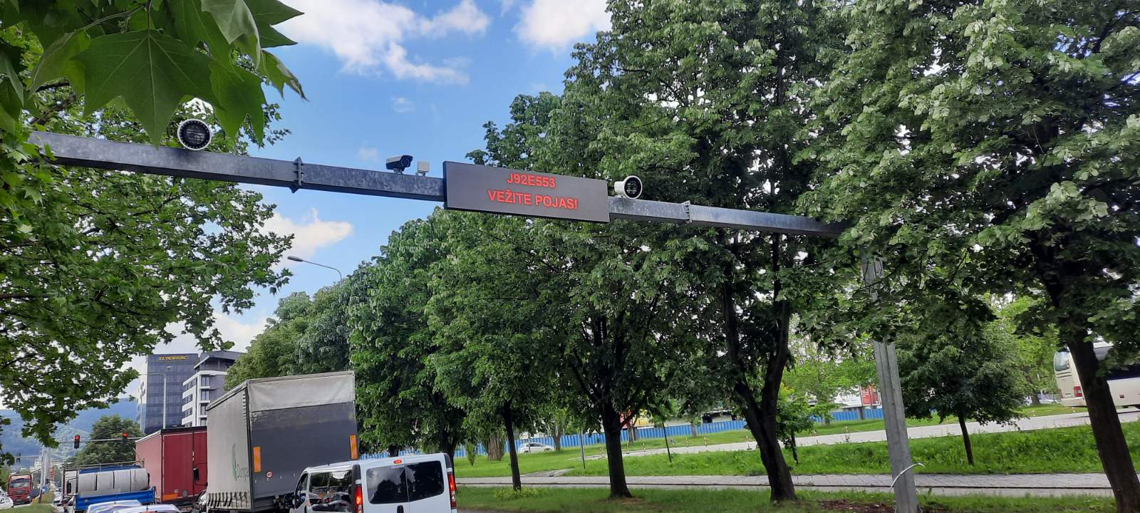 Banjaluka: Nova kamera evidentiraće one koji telefoniraju i ne vežu pojas