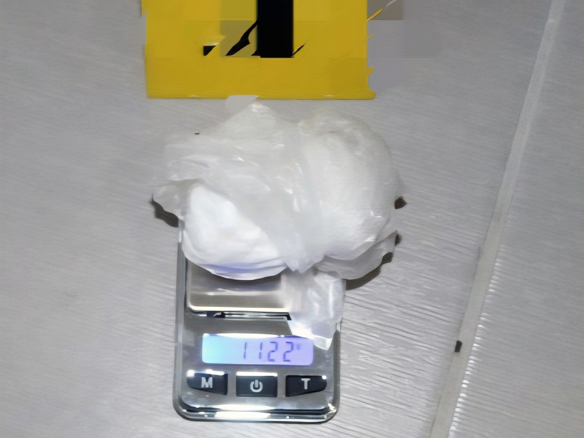 PU Bijeljina: Hapšenje i pretresi u Šamcu, pronađeno 112,8 grama kokaina /FOTO/