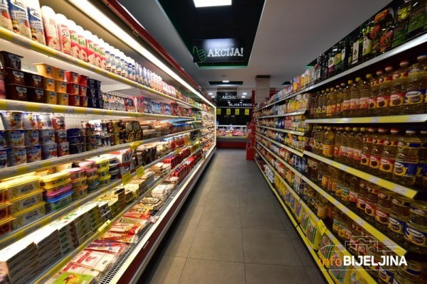 I gastarbajteri se čude cijenama u našim marketima: Život u BiH nikad nije bio skuplji