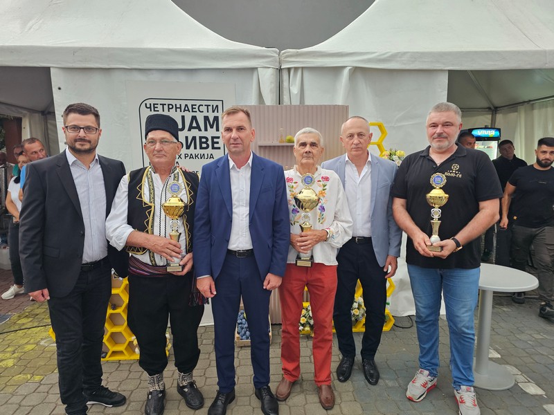 Uručene nagrade pobjednicima sajma u Ugljeviku: Najbolja šljivovica iz Aranđelovca