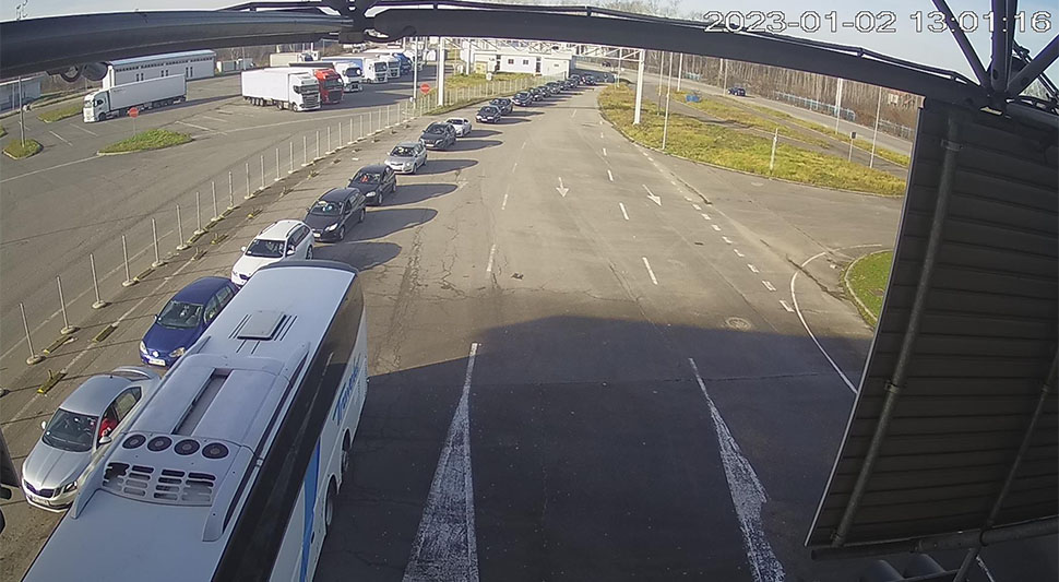 Vozači, imajte strpljenja: Gužva na prelazima sa Hrvatskom