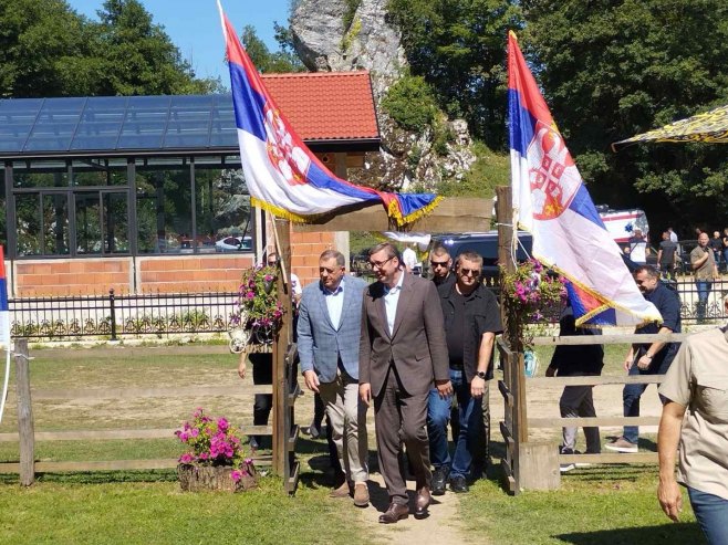 Vučić i Dodik stigli na Janjske otoke