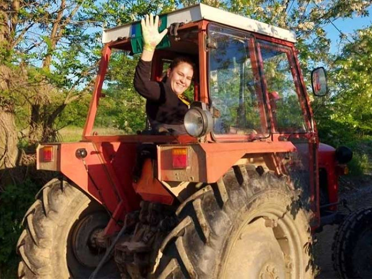 Marija pobijedila čak 50 muškaraca u oranju