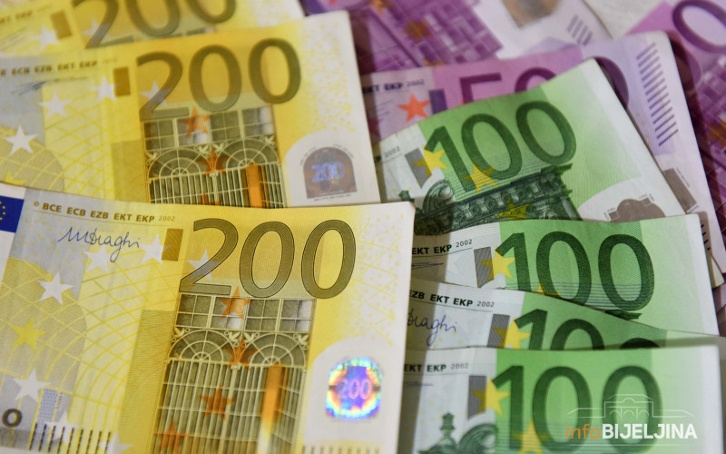 Direktor optužen da je za sebe zadržao 3,4 miliona evra
